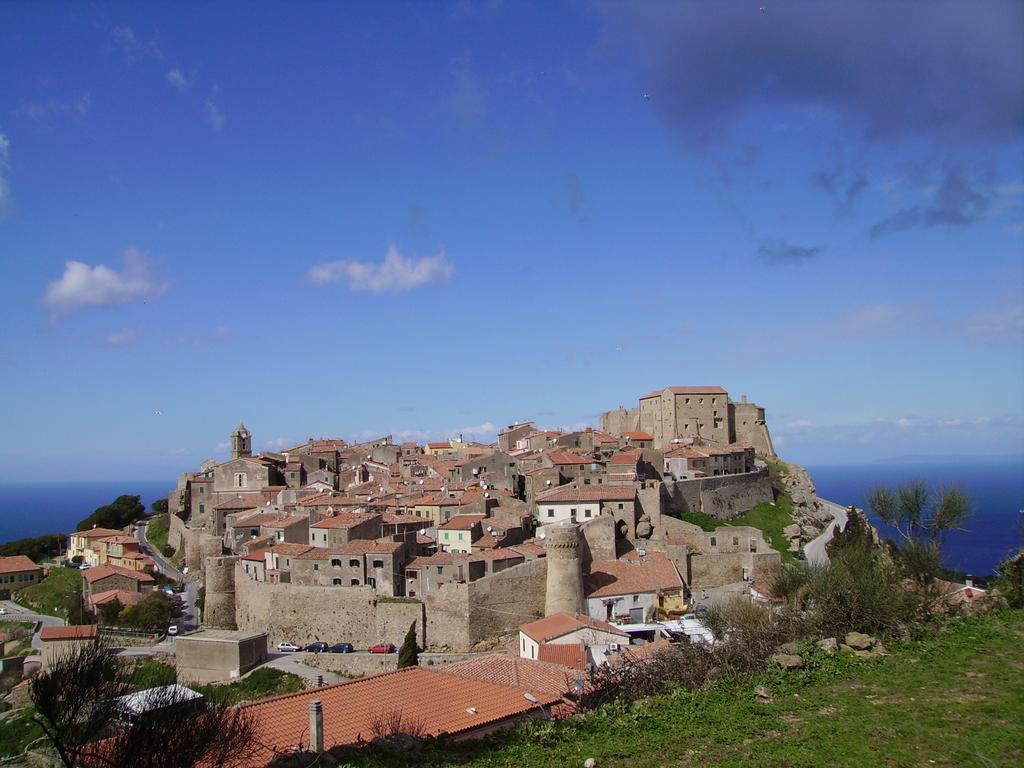 Ferienwohnung Ammiraglio Giglio Campese Exterior foto